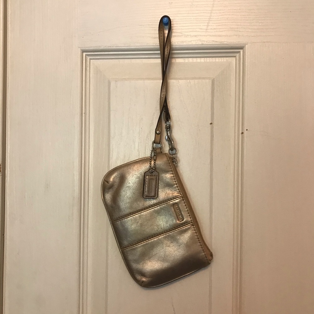Wristlet